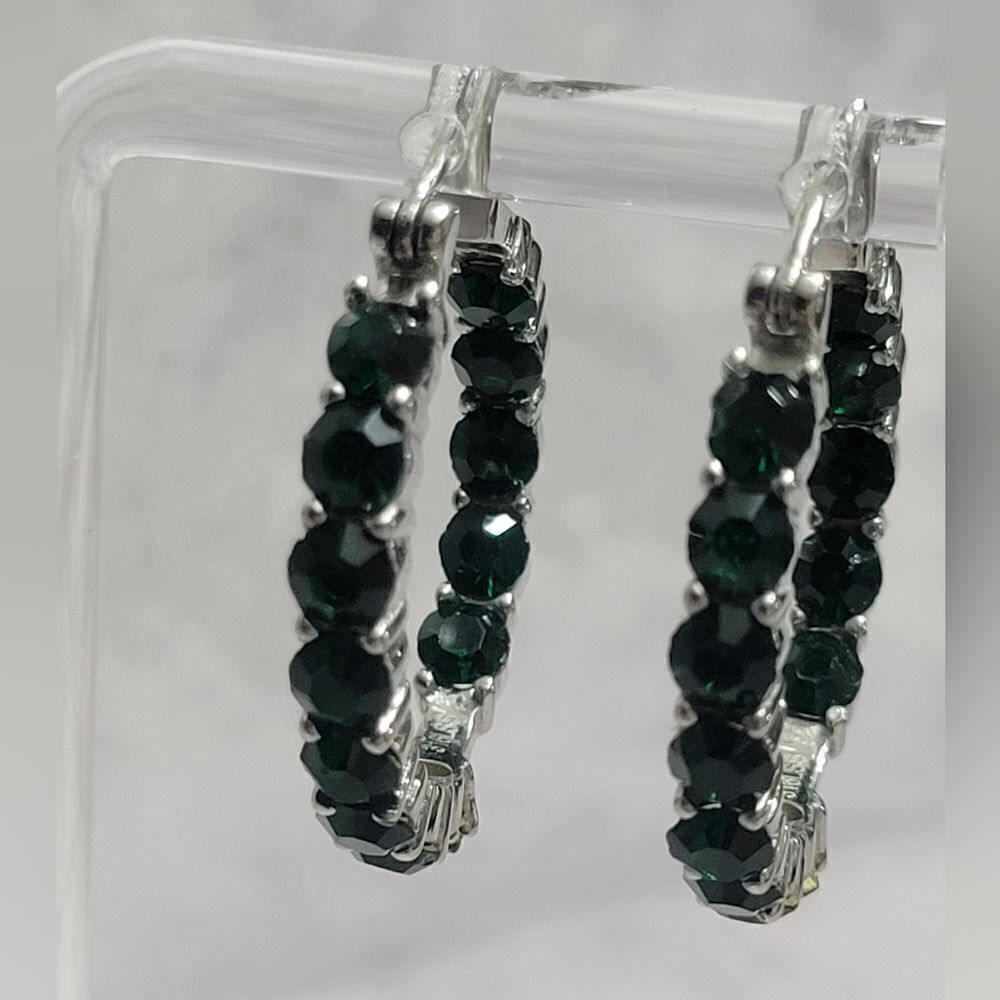 Emerald Color Crystal Hoop Earrings‎ - Picture 8 of 16